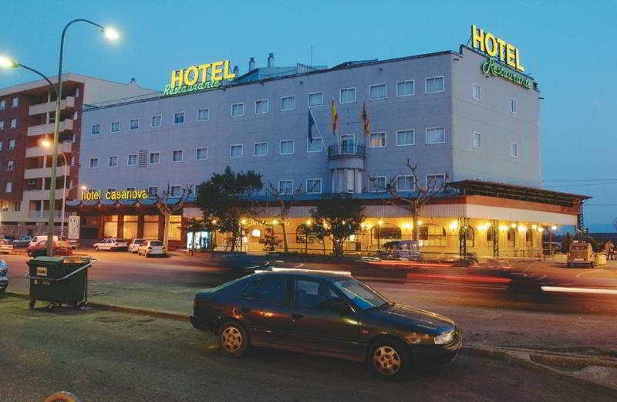 Hotel Casanova Fraga Exteriér fotografie